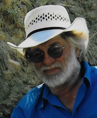 Russell+V.+Salisbury+obit+pic+2.jpg