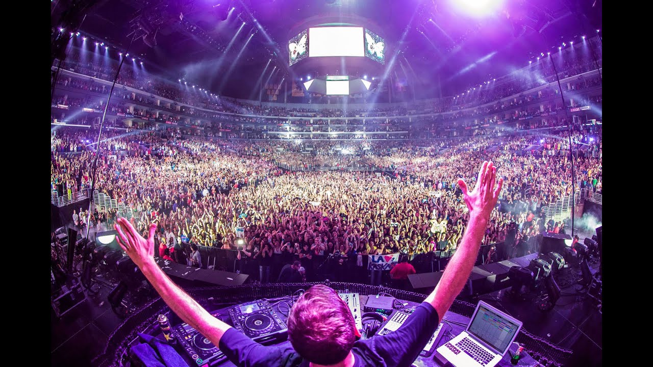 Cool DJ Pic.jpg