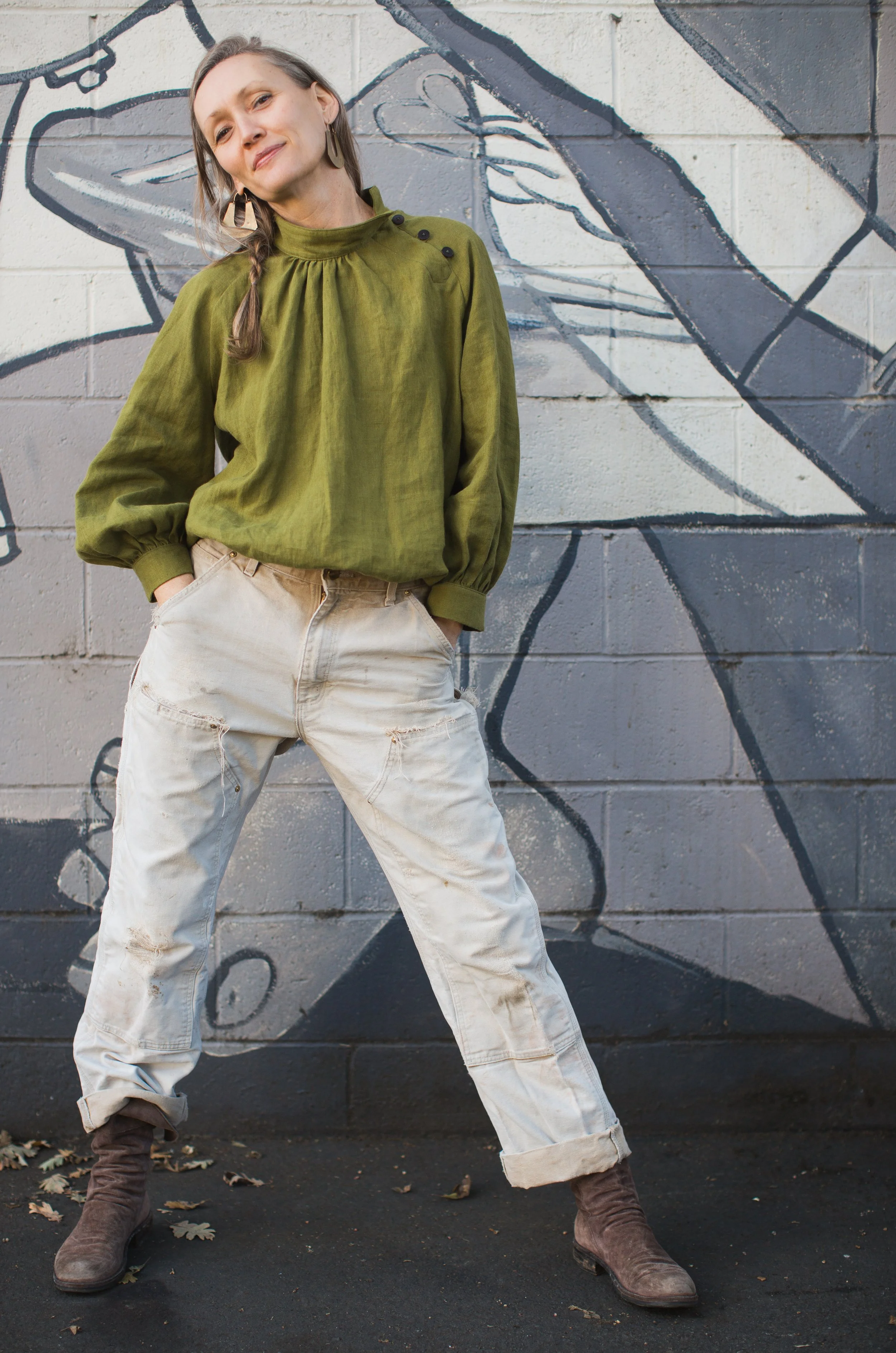 Johanna work shirt in Olive linen