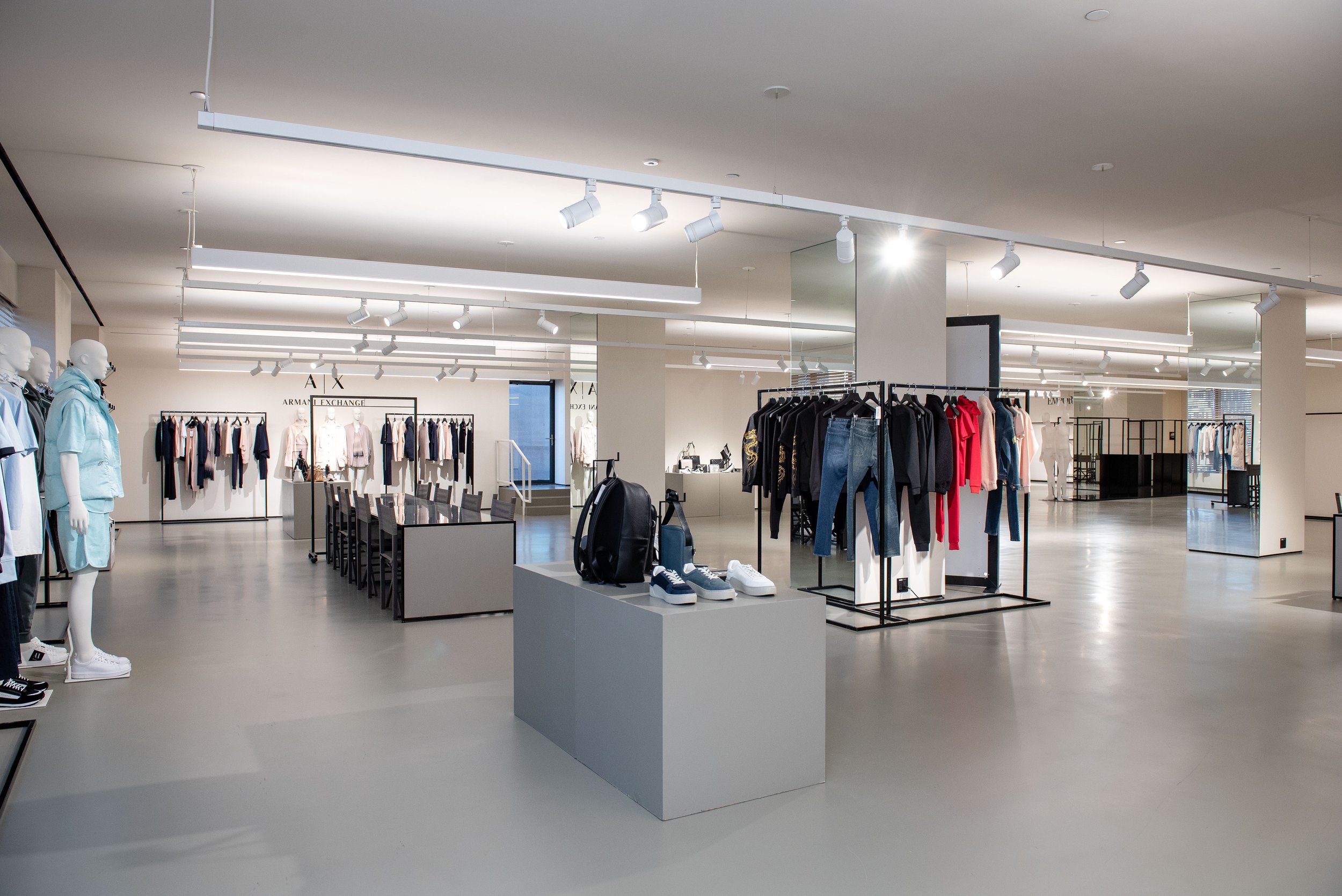 GAHQNY-09 - 20230330-Sciame-335Madison-Armani-Office-043.jpg