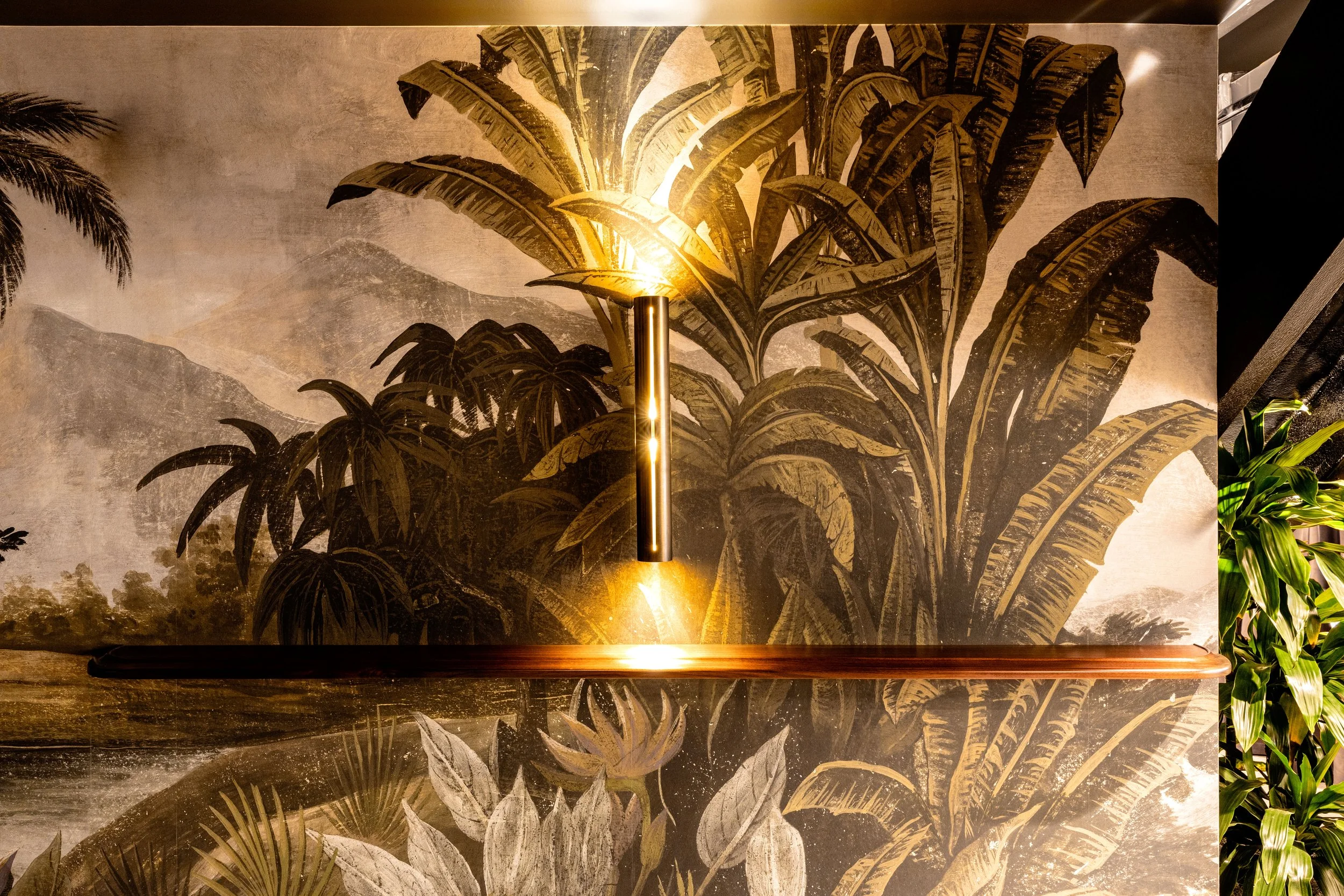 335Mad-25 - Bergamos-Bar-6.jpg