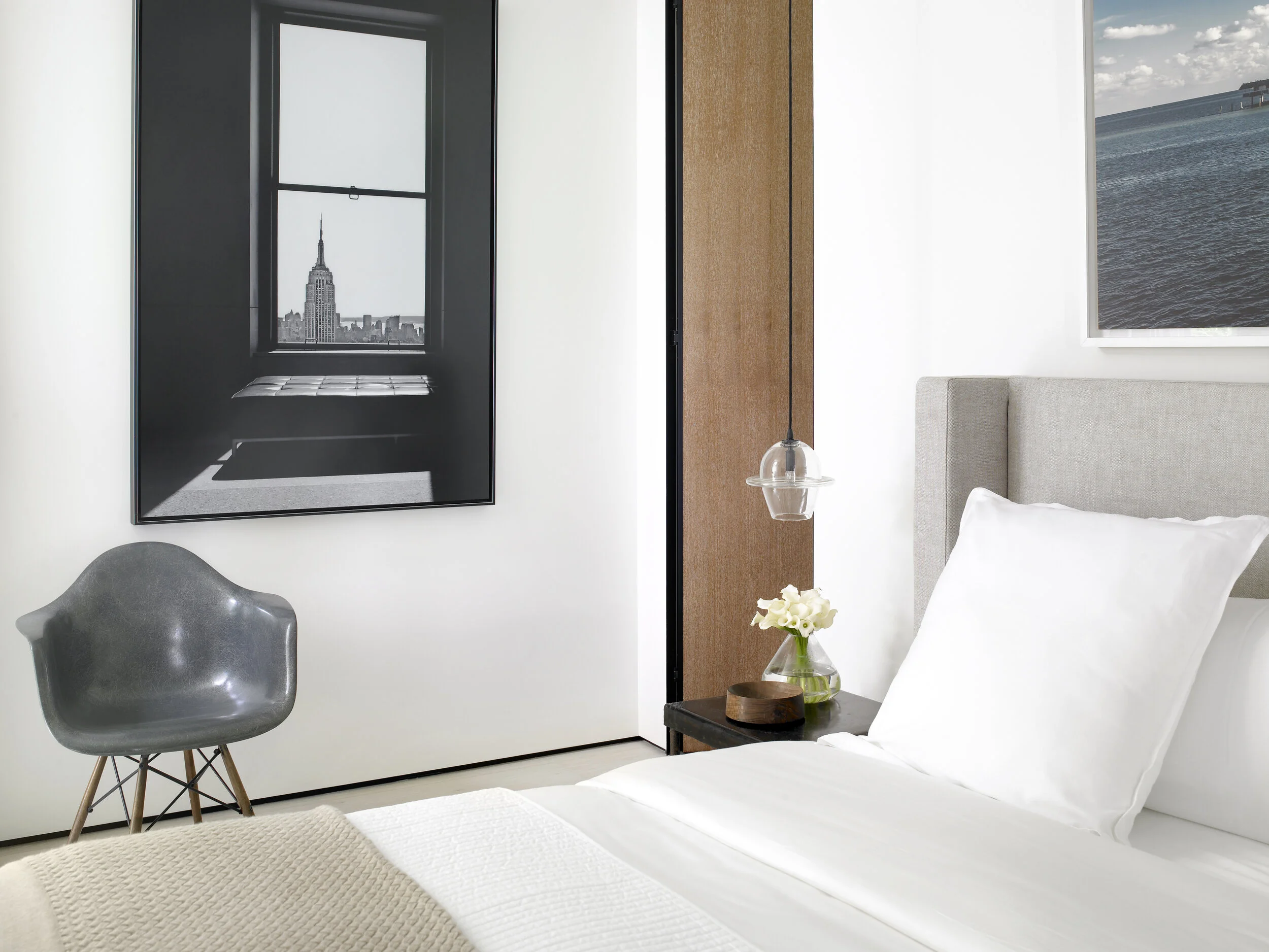 guest bed 2 detail 2.jpg