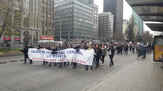 Profesores no ceden