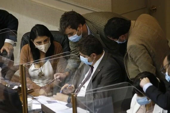 Bono clase media y diferencias por “letra chica” 