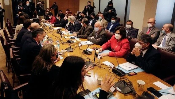 Debate por acuerdos ante itinerario constituyente