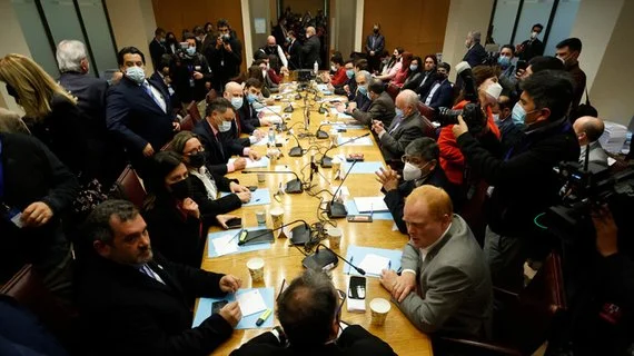 Diálogos por proceso constituyente