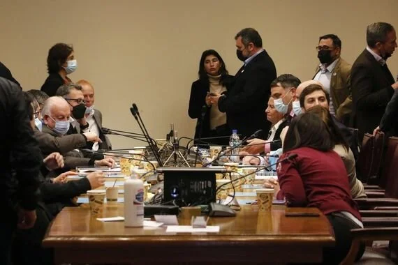 Mesa de diálogo por el nuevo proceso constituyente