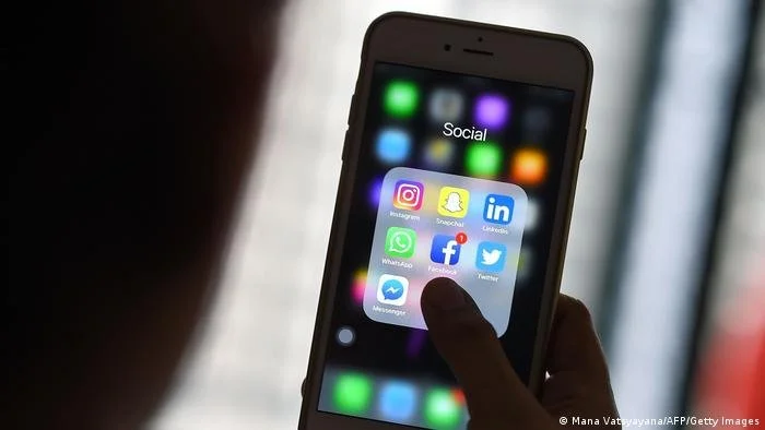 ¿Qué están haciendo TikTok y META contra el acoso cibernético?