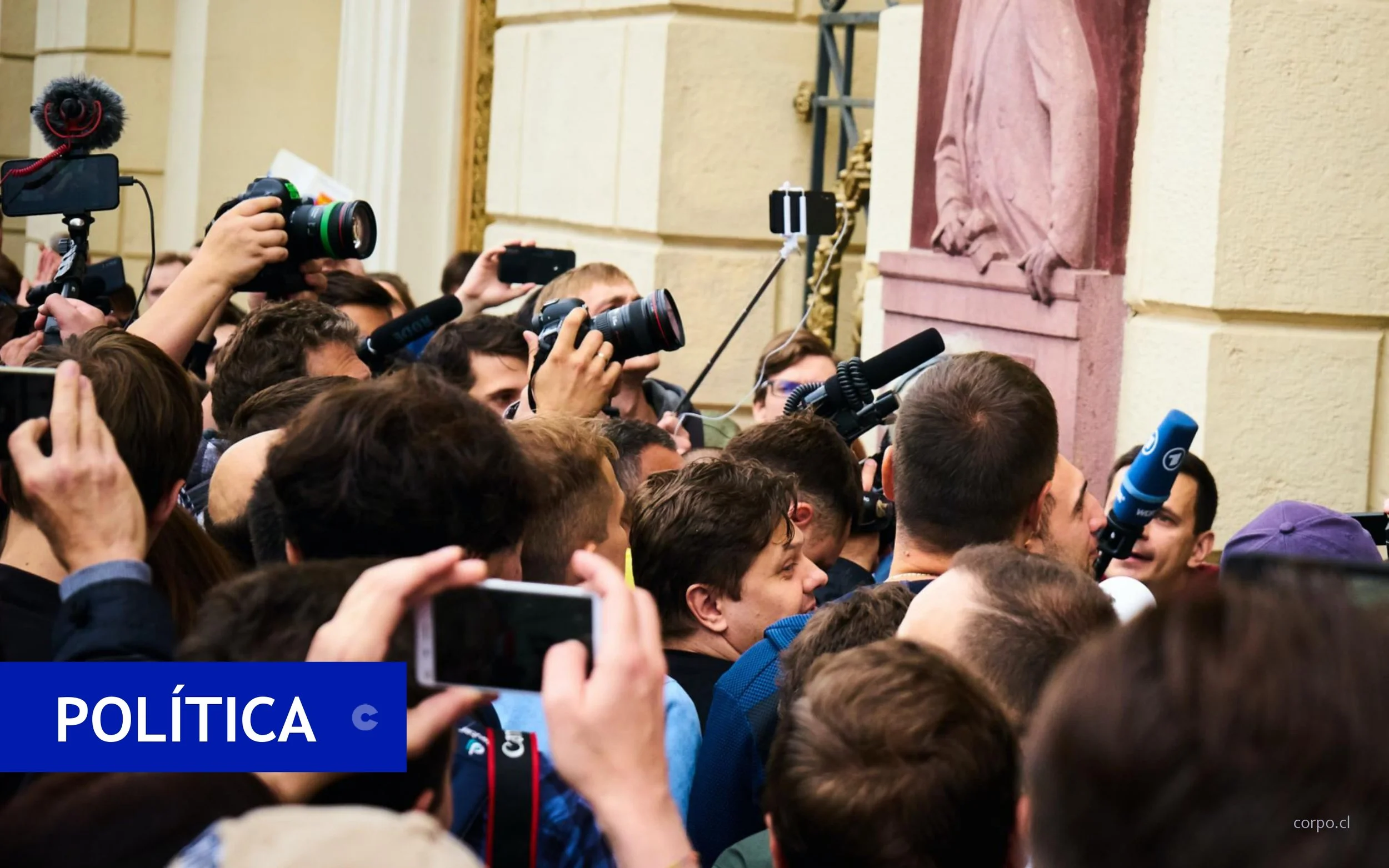 Informe Mensual de Coyuntura - Enero_ CORPO Comunicaciones_ _page-0002.jpg