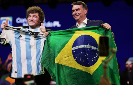 El hijo de Bolsonaro va por la Presidencia