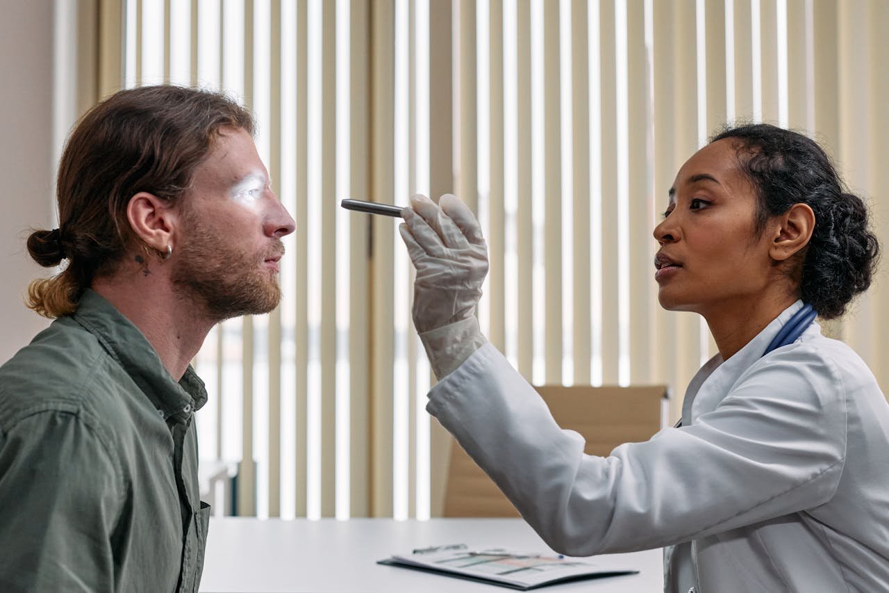 Warning Signs You Might Need Cataract Surgery in Kissimmee