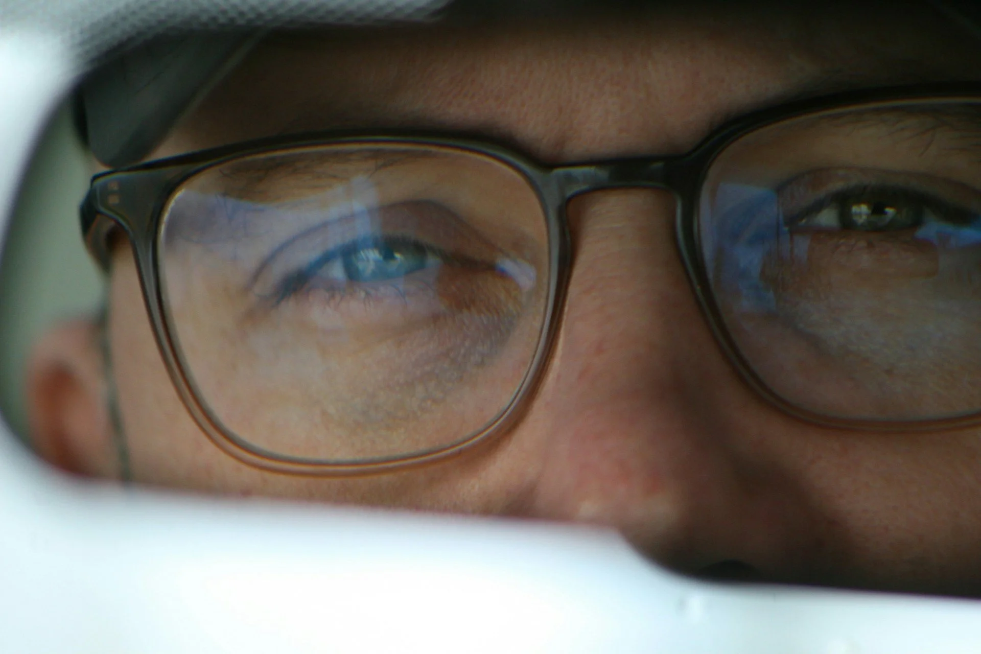 Local Lifestyle Habits Affecting St. Cloud Eye Care Outcomes