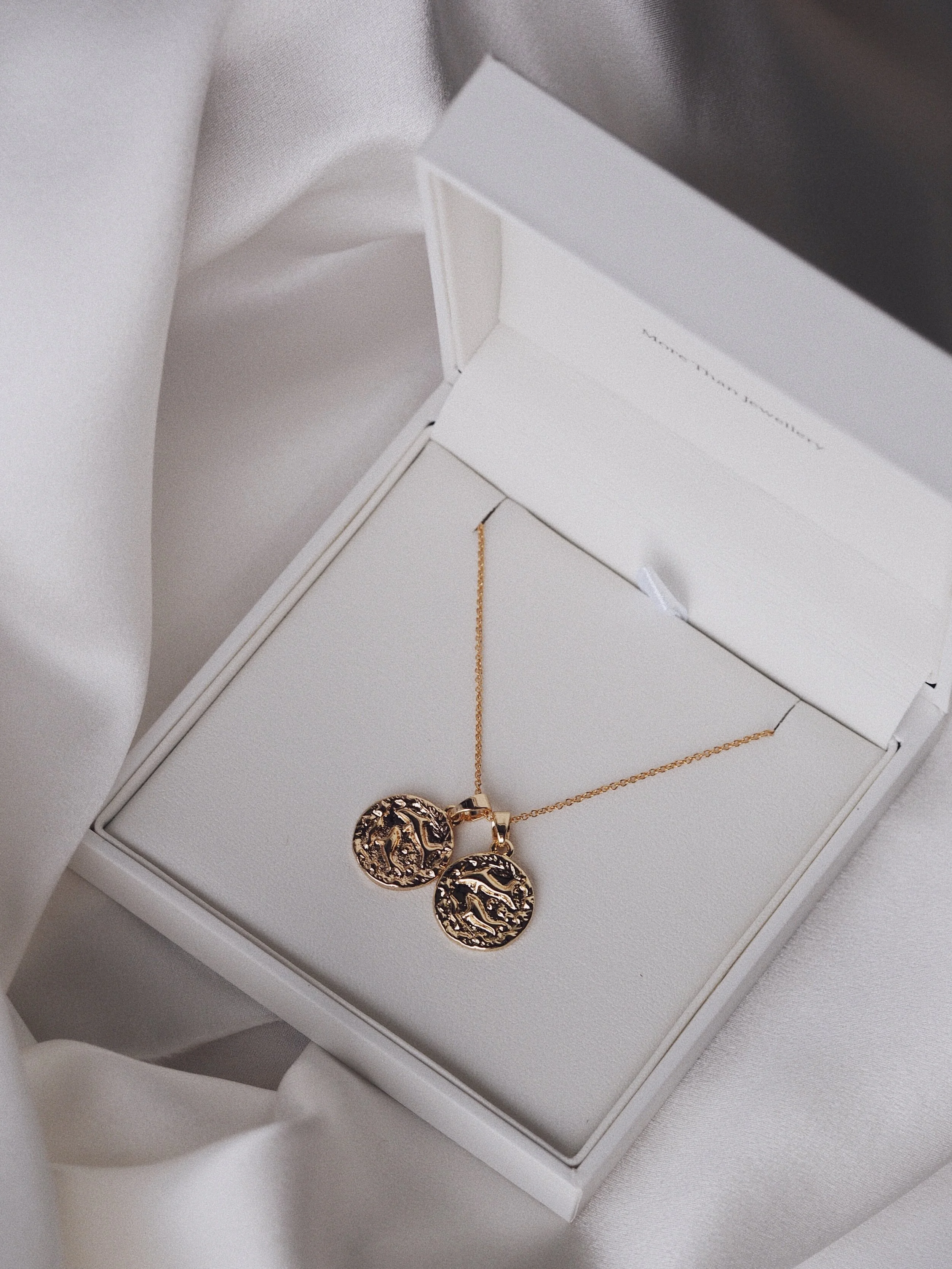 16.01 flatlay edit -43.JPG