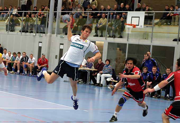 NOLA Training Handball.jpg