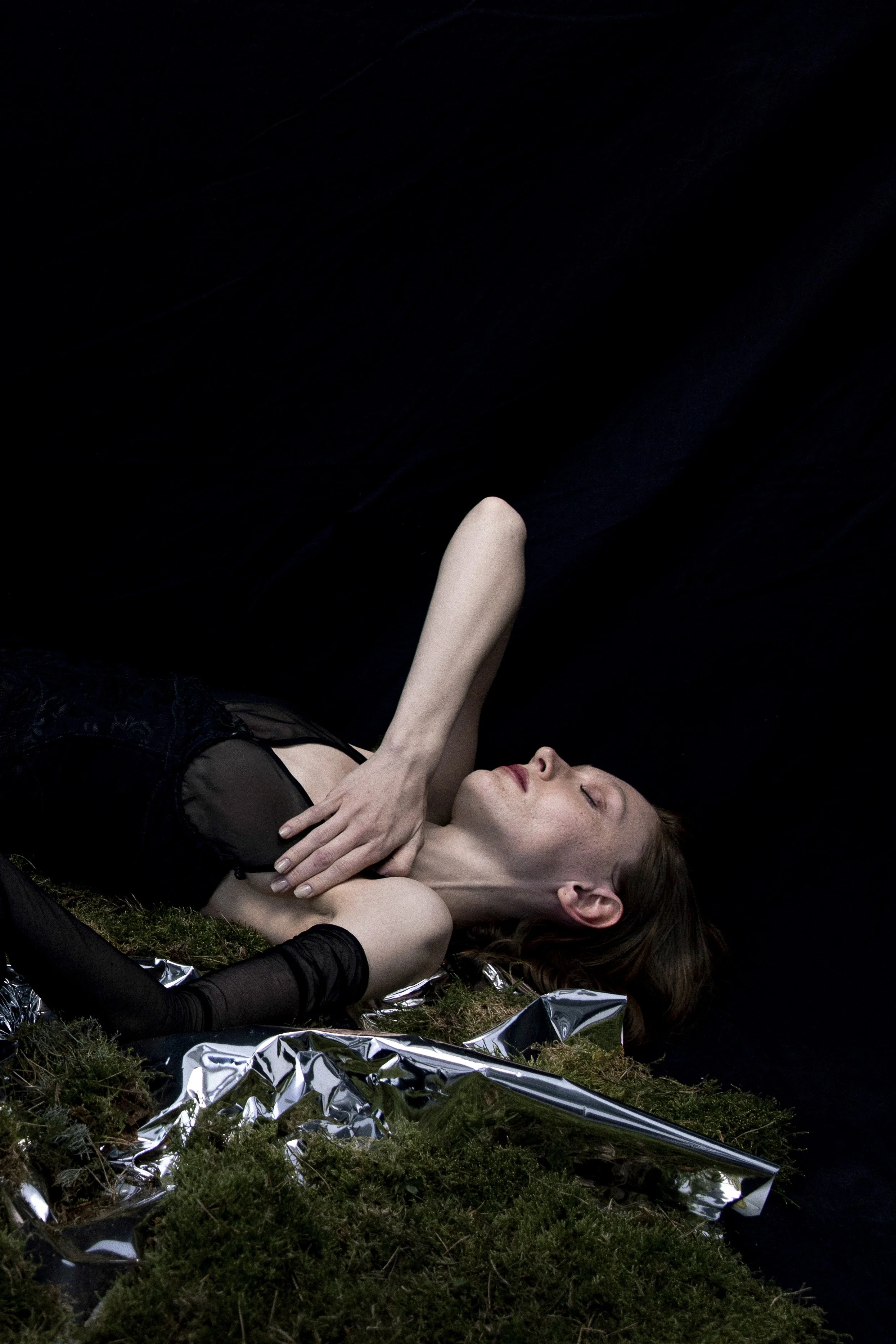 20250412_Studio-Alexander-Fischer_Editorial_Colonization-of-the-self_19_web_2x3.jpg