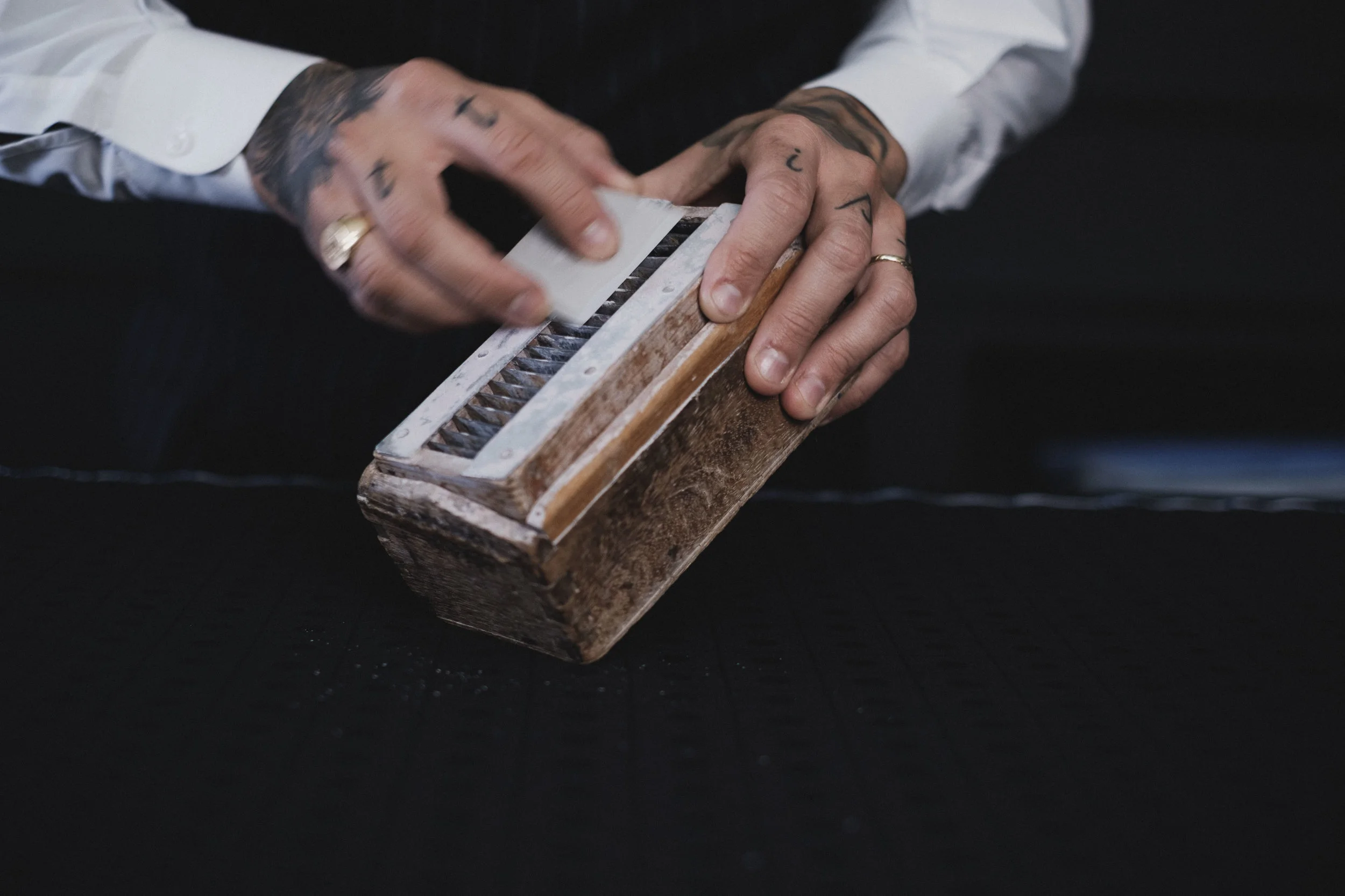 "Um dia acordei e decidi ser alfaiate."