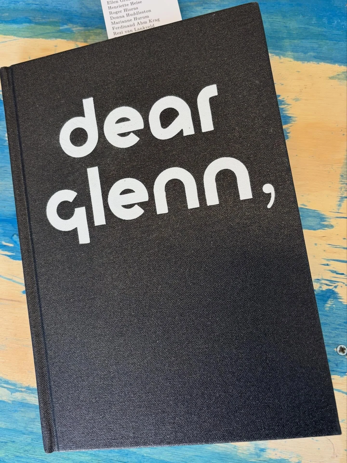 Go get this book! ✨Glenn Sorensen✨ asked painters to write texts about their materials, techniques and methods. The book compiles the texts and marks the 100 year anniversary of the Laboratory for Painting and Color that Glenn leads at @billedkunstsk
