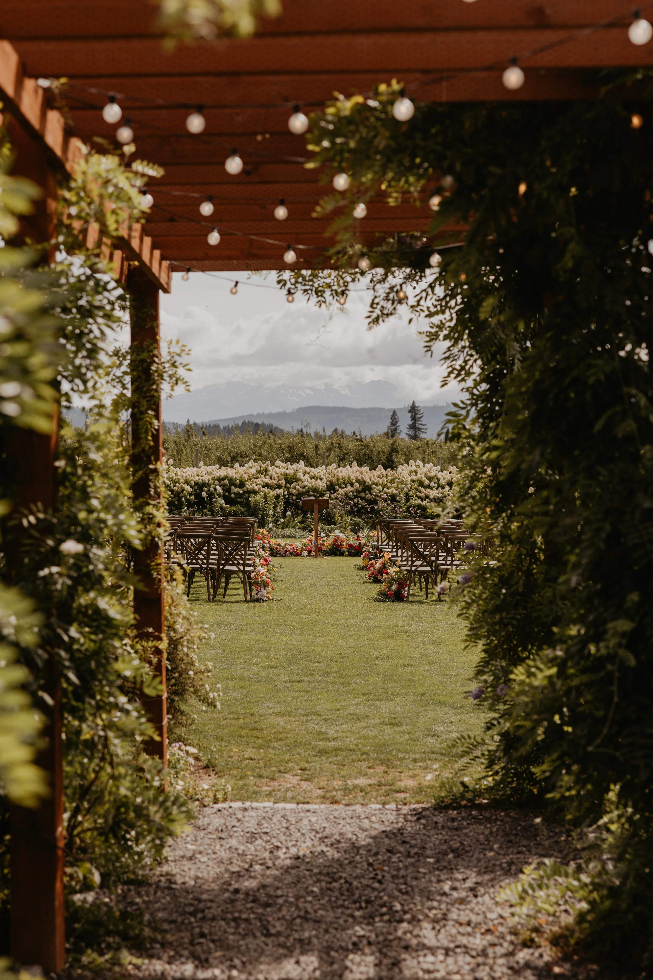 Hood River Wedding at The Orchard | Jordan &amp; Pat’s Heartfelt Day