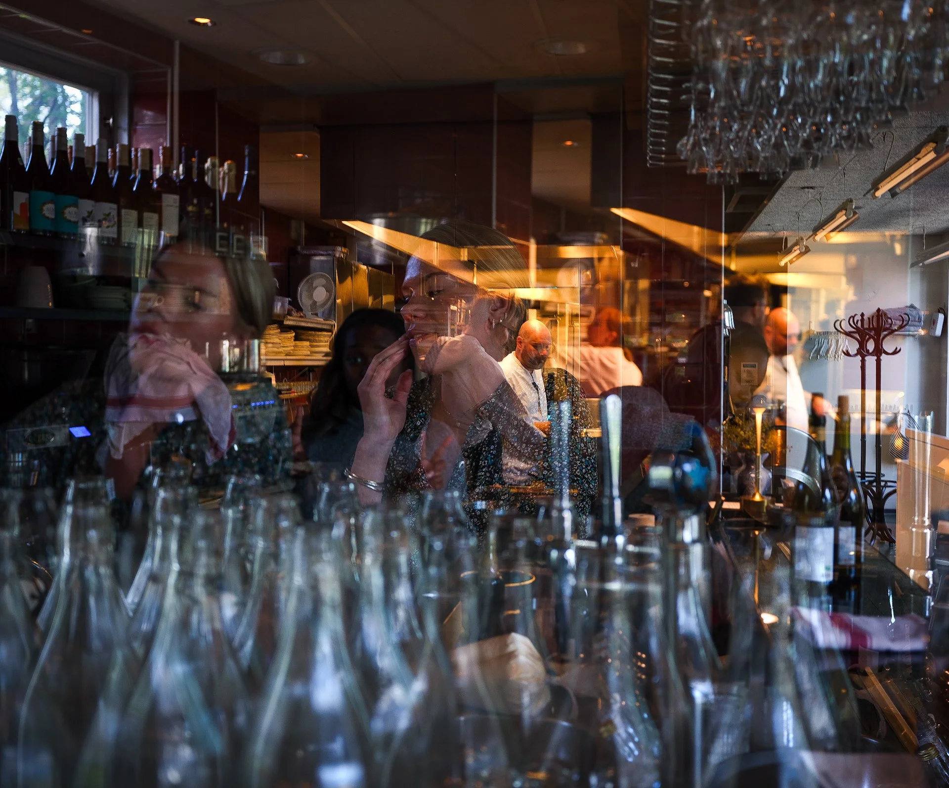 Ingenting &auml;r s&aring; ljuvligt som att f&aring; tr&auml;ffa en v&auml;n eller tv&aring; och k&ouml;ra en mitt i veckan- middag. 
H&aring;ller ni inte med? 

Dessutom kan ni ta del av v&aring;r popul&auml;ra vardagsmiddag f&ouml;r 495 kr (3 r&aum