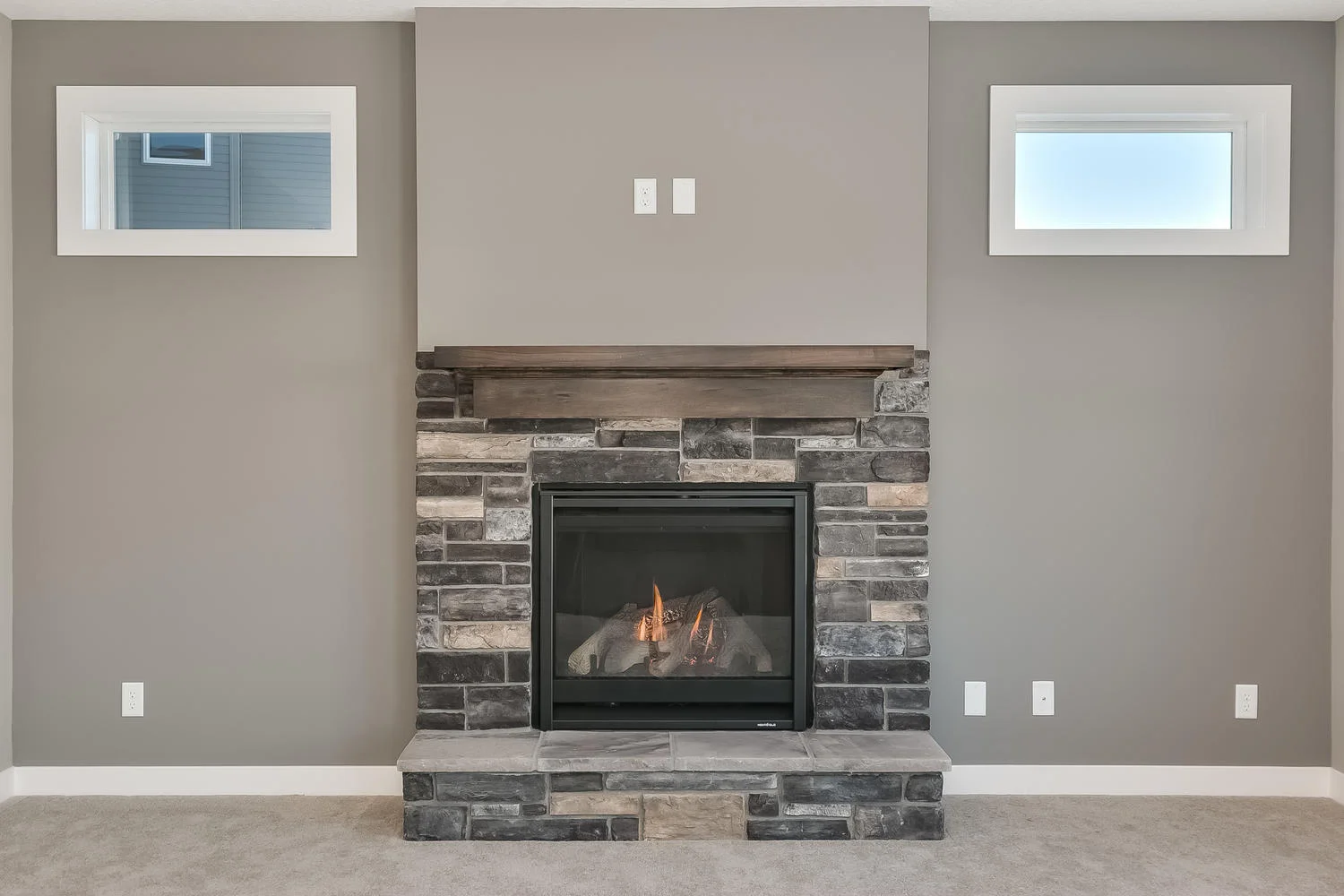 4385 118th Ave NE Blaine MN-large-011-4-Fireplace-1500x1000-72dpi.jpg