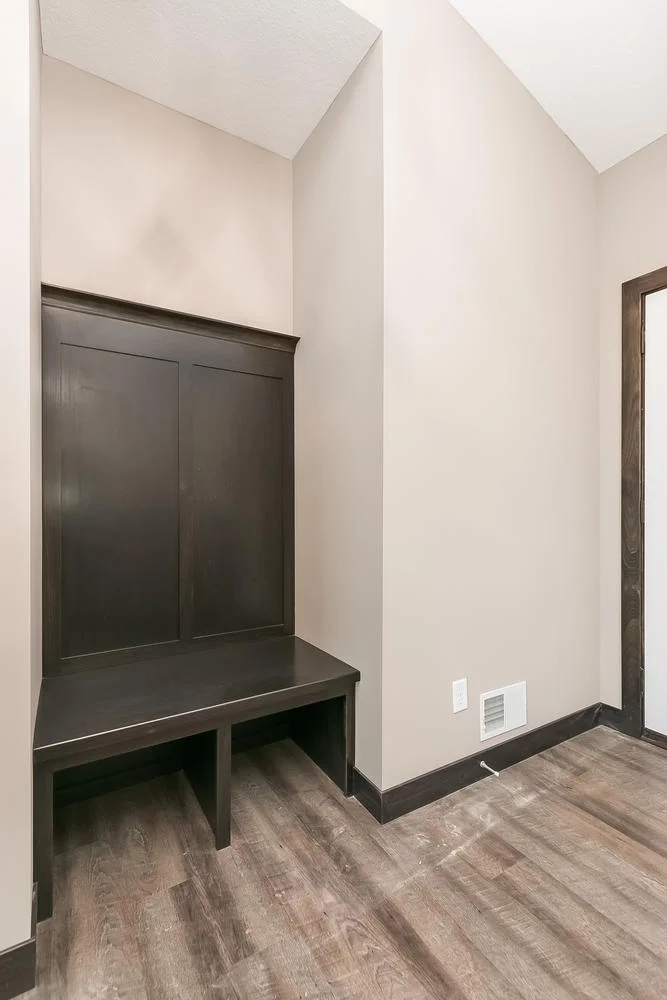 6650 225th Ave NW Nowthen MN-large-004-4-Foyer-667x1000-72dpi.jpg