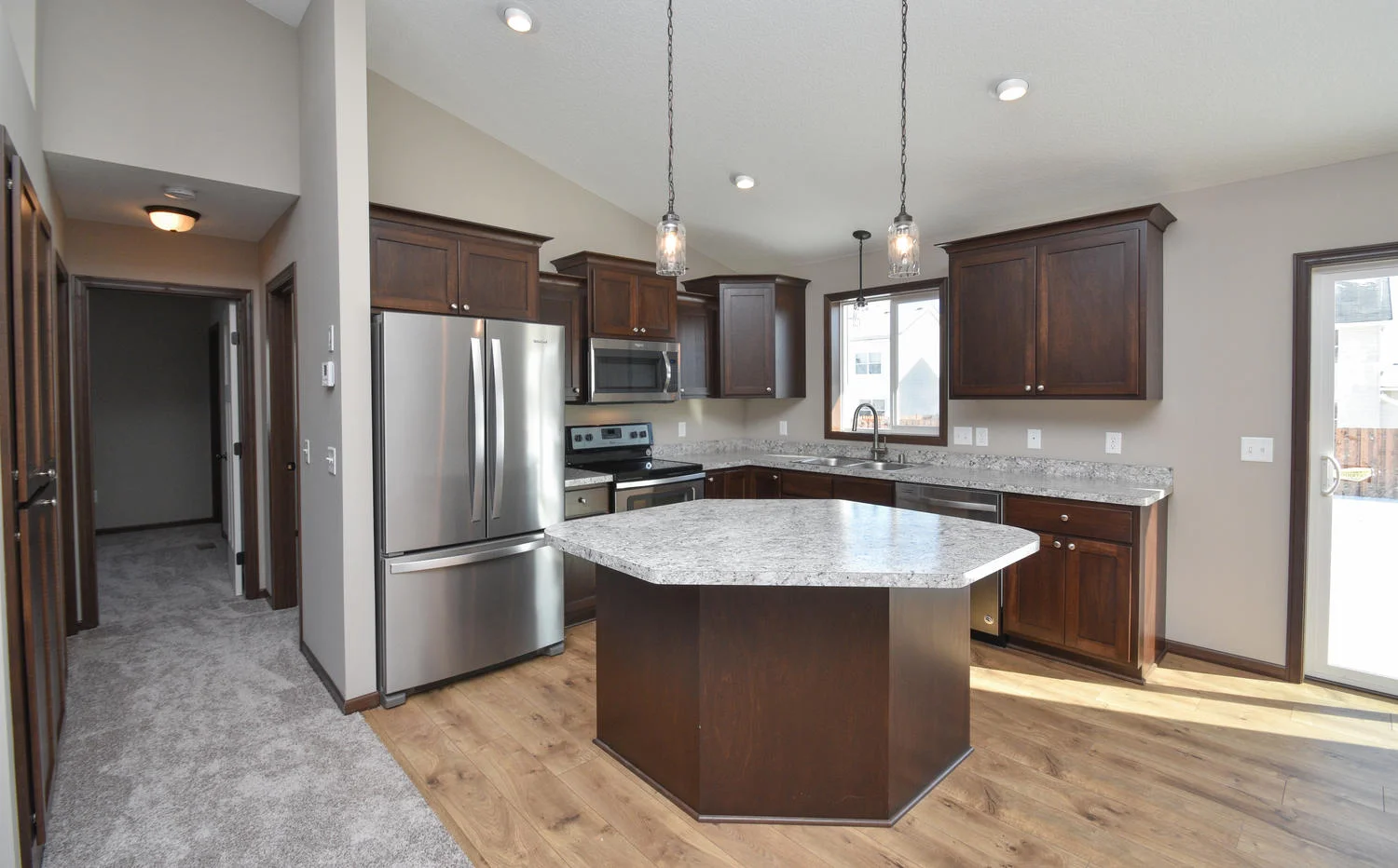 19131 Johnson St NW elk river-large-008-5-Kitchen-1500x933-72dpi.jpg