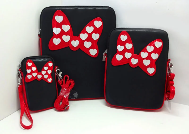 Minnie Bow with Hearts Tech