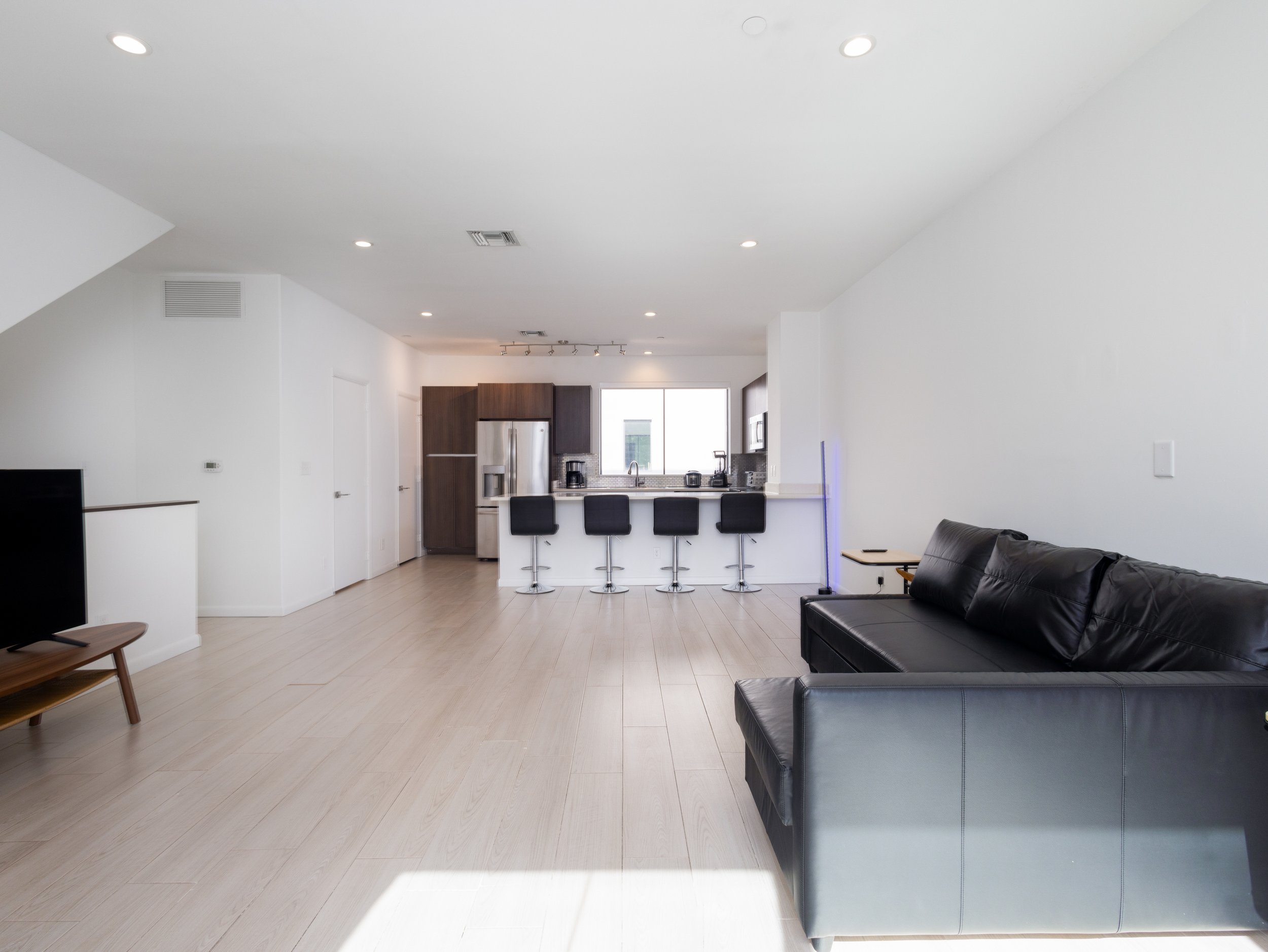 123NE6THST-20241129-016.JPG