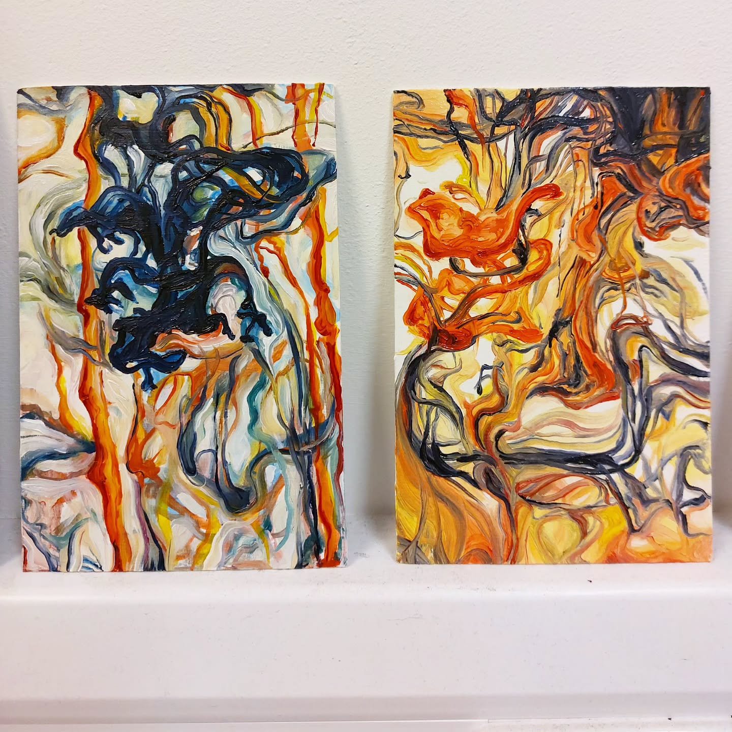 Fluid dynamics paintings
Oil on card
4 x 6 inches (postcard size)

I'm not sure what I'm doing but I love it. 

#colour ##fluiddynamics #complexfluids