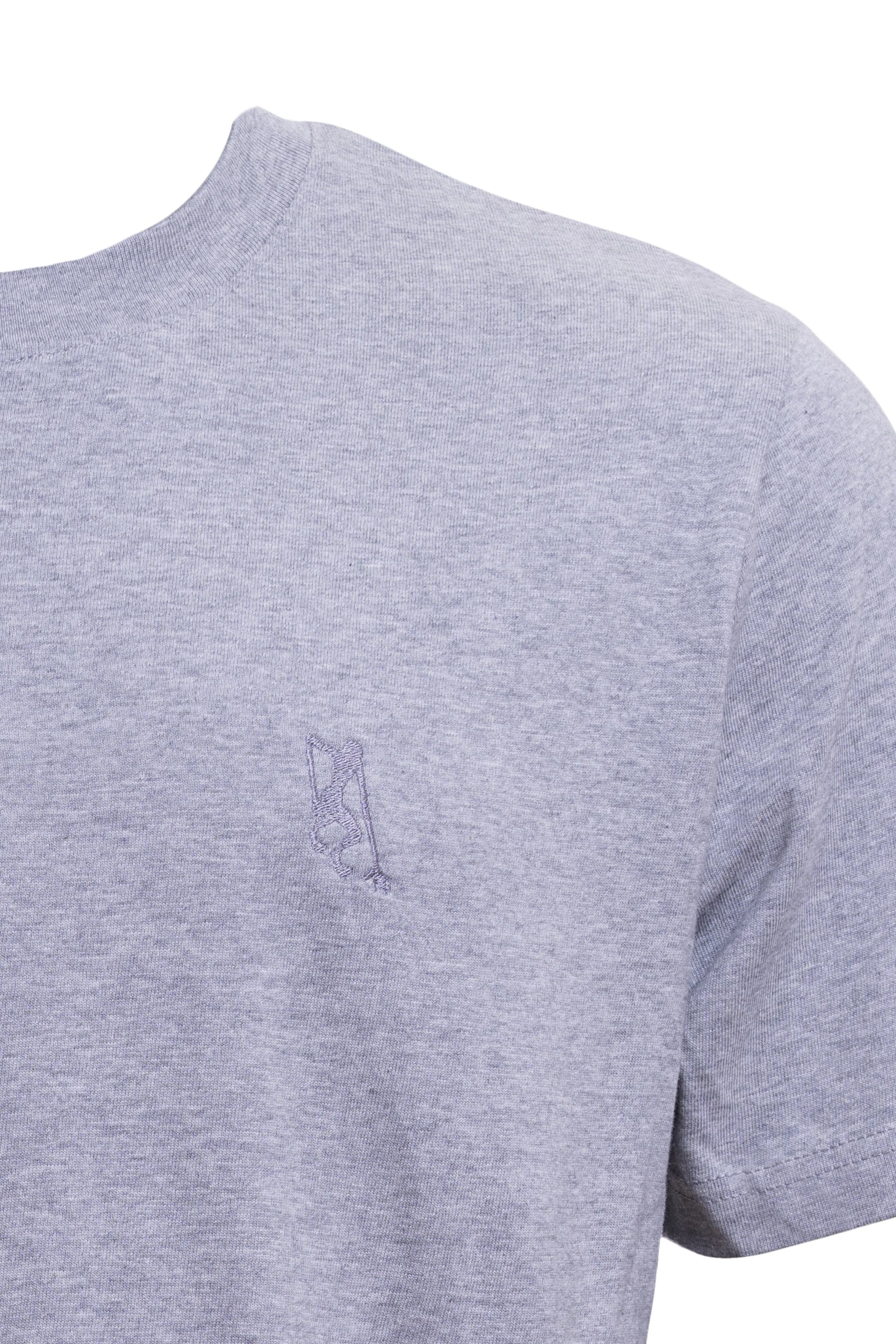 HarryBrunner_FashionCollection_T-Shirt_lightgrey_©VictorLiska-3.jpg