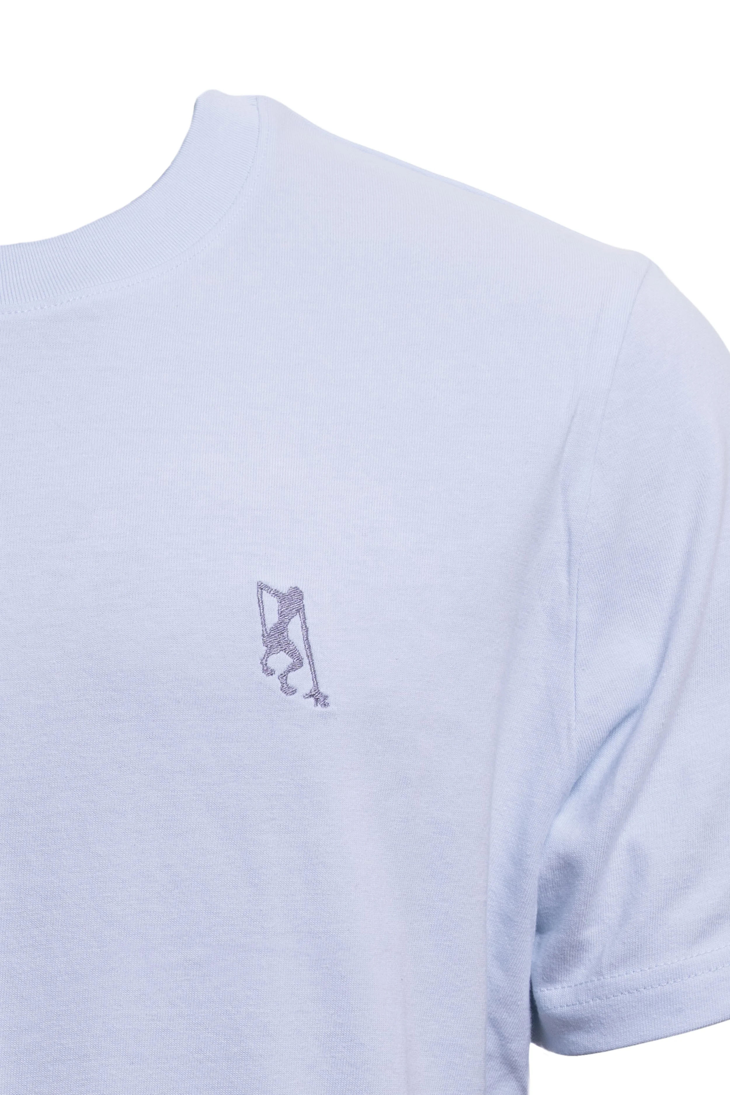 HarryBrunner_FashionCollection_T-Shirt_lightblue_©VictorLiska-3.jpg