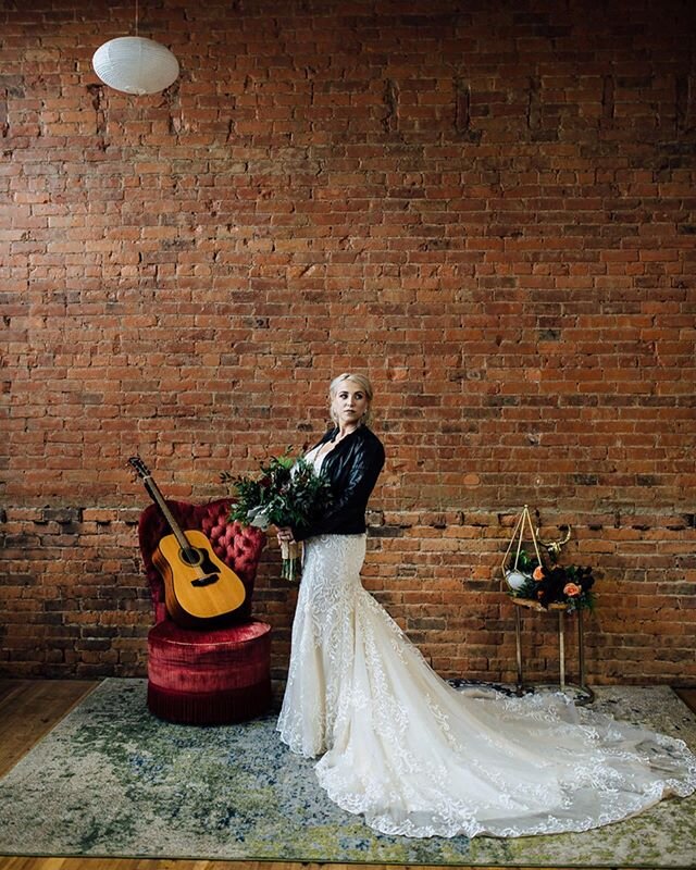 BRIDES! Looking for a bridal suite to get ready? Lotus lounge is a great option. Make our space your space for the day. 📸: @shuttergramportraits