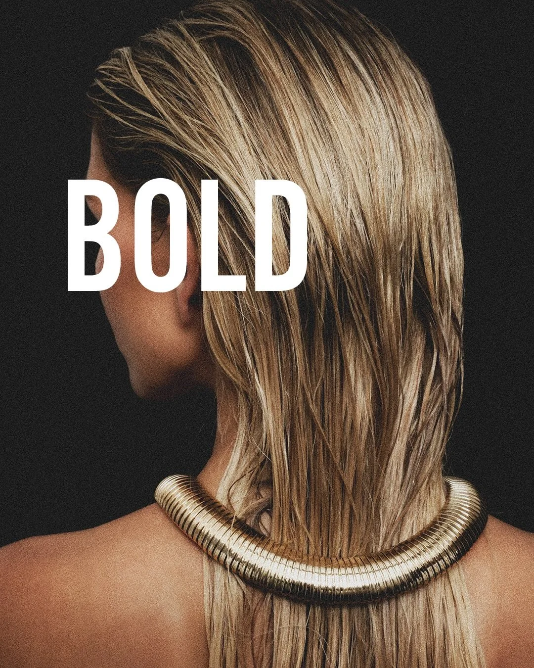 Bold. 

More to come from this shoot ✨

Photography: @catiemenke 
Hair + Makeup: @daniellevirginianastasi 
Model: @alicia_rosee22 
Jewelry: @mango