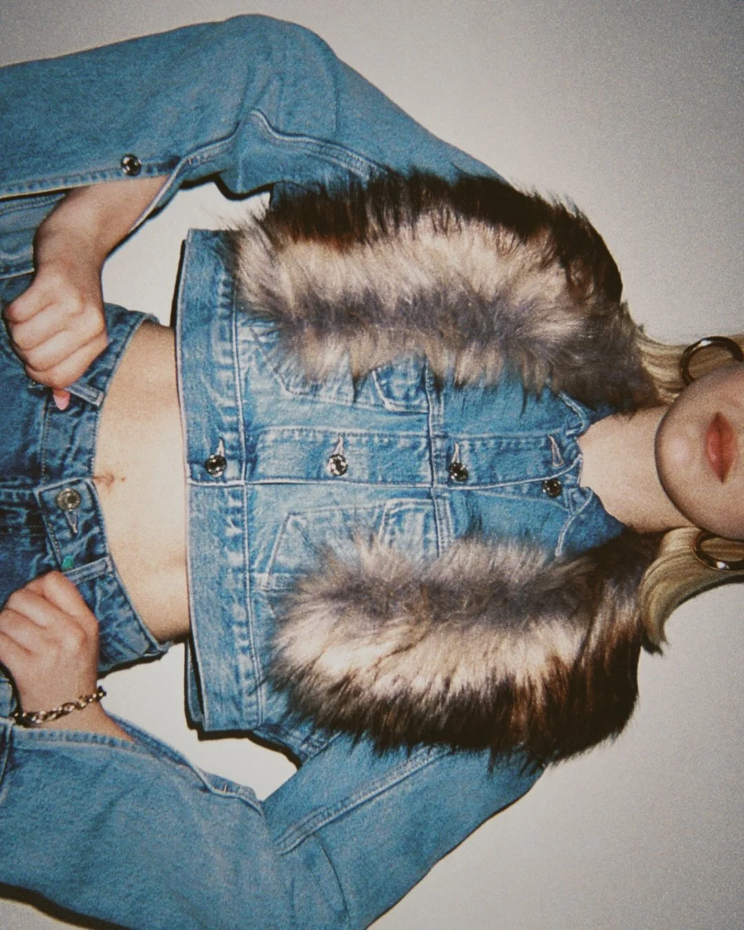 December already? Wild. 

I&rsquo;m closing out the year by creating as much as possible - working in the studio, experimenting, making art. 

If you want to work together before 2026 hits, reach out 🤍

Photography: @catiemenke 
Model: @taryngtwarde