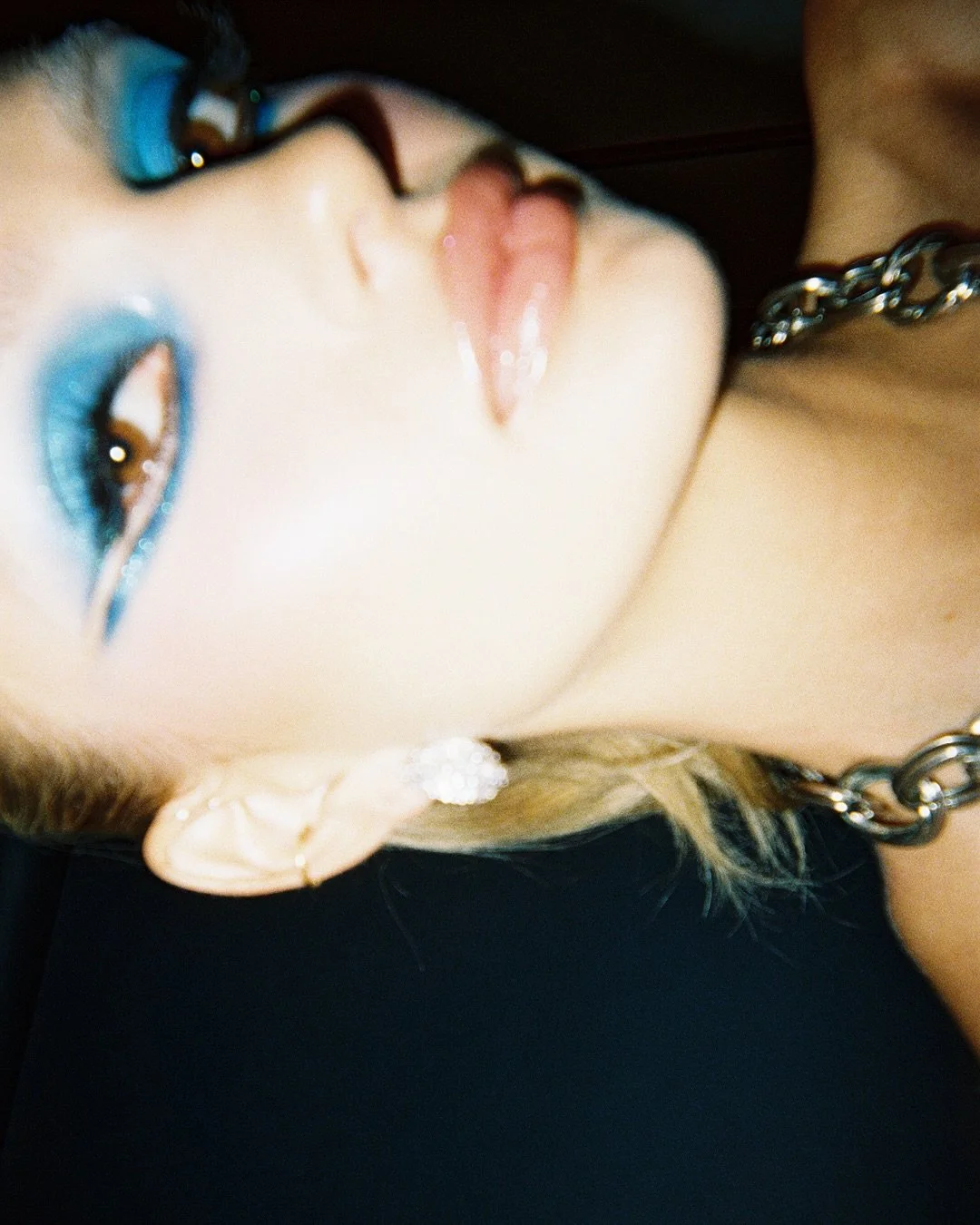 Just a little preview 💙

Today&rsquo;s beauty shoot on film. 
Photography: @catiemenke 
MUA: @daniellevirginianastasi 
Model: @emilynteague @agencyaz 
Film developed at @wilson.camera 

#filmphotography #beautyphotography #editorialphotography #phoe