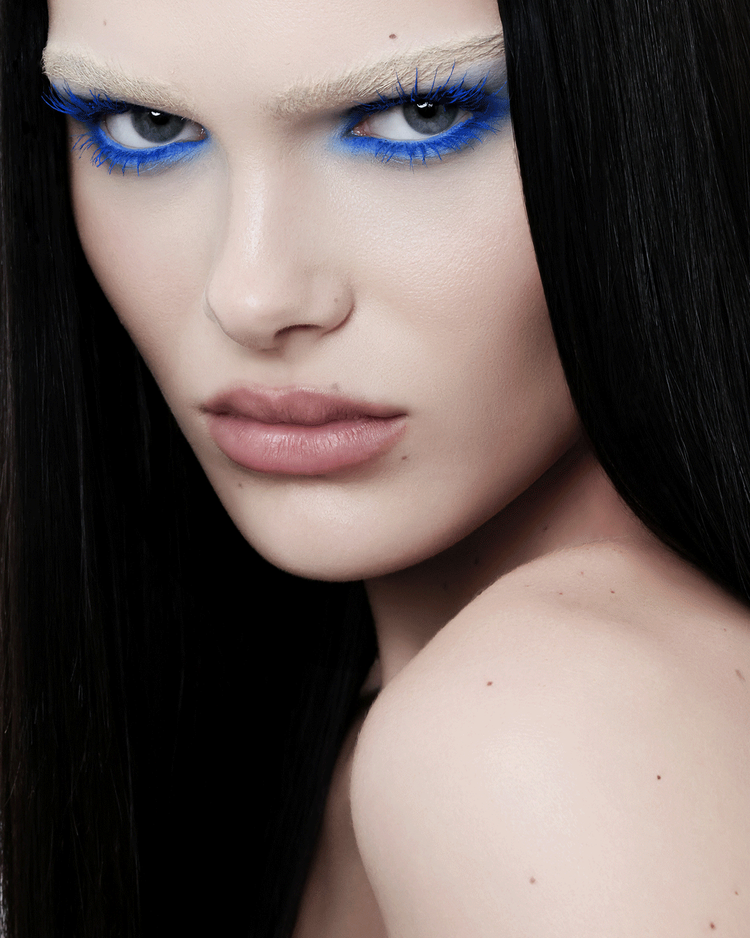 Taryn-Blue.gif