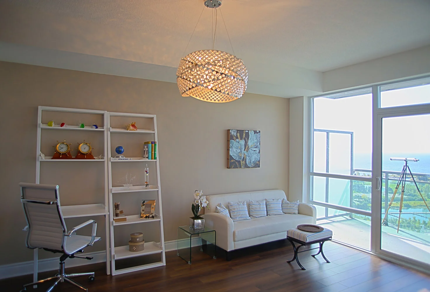 Living room1_HDR2.jpg