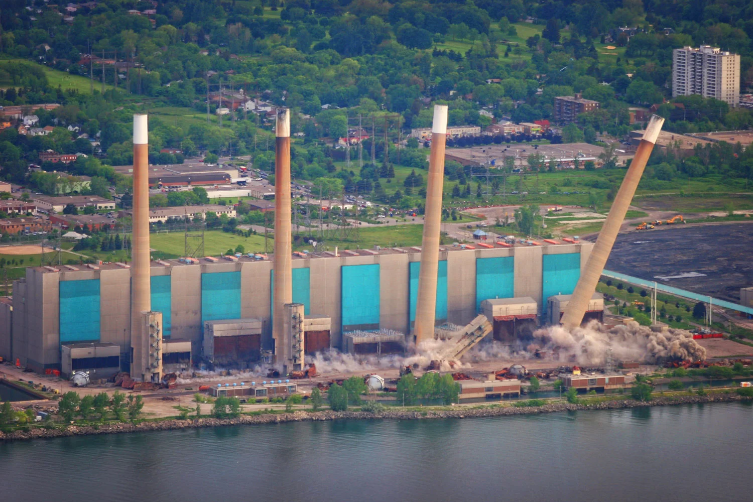 LAKEVIEW GENERATION STATION web.jpg