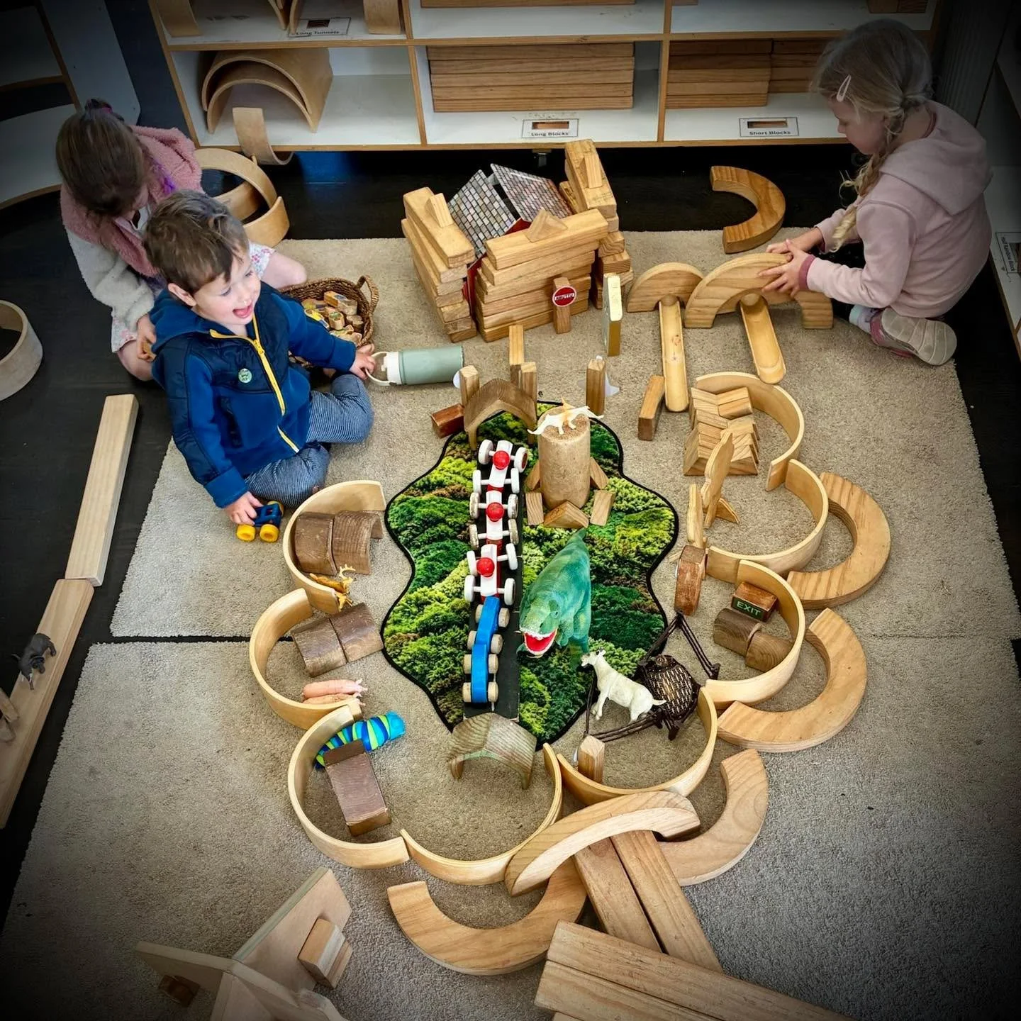 🧱 Two ways to build. Two very different kinds of thinking.

In our block area, we often see two distinct styles of creation &mdash; and both tell us something fascinating about how tamariki are thinking, learning and making sense of their world.

🏗