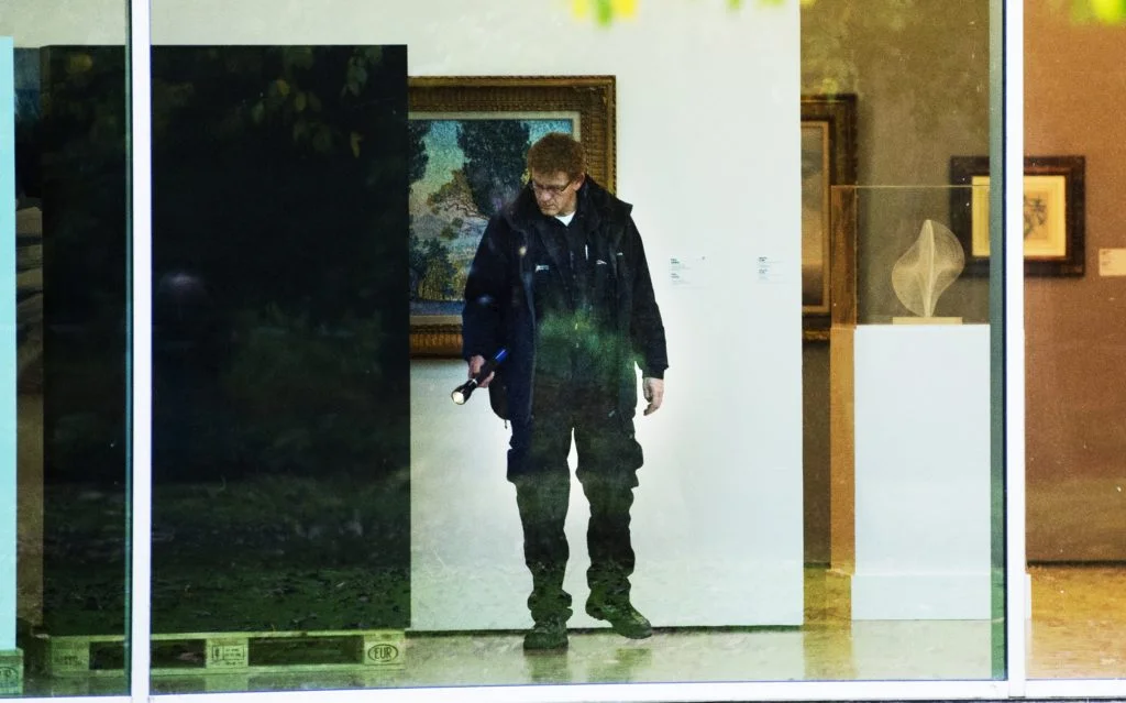 A investigator searches the Rotterdam Kunsthal museum break-in during the night on October 16, 2012. Several paintings of considerable value were stolen from Rotterdam's Kunsthal museum where works by world-renowned 19th and 20th century artists including Picasso and Van Gogh hang, police said Ocotber 16, 2012. AFP PHOTO / ANP / ROBIN UTRECHT netherlands out (Photo credit should read ROBIN UTRECHT/AFP/Getty Images)