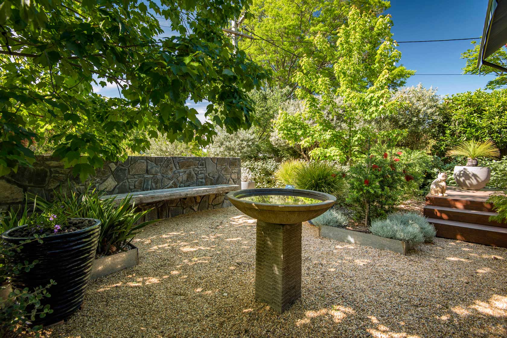 CanberraGardens_BIRDBATH.jpg