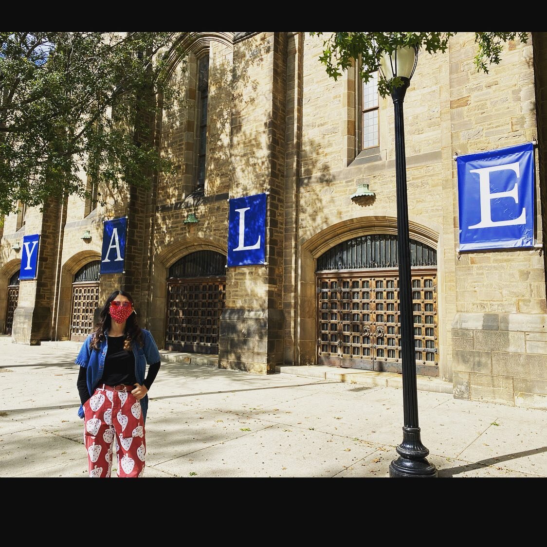 Breaking news: @ava_dadvand is going to @yale ! #YaleClassOf2025 #YaleMom #ProudMom #Bulldog 🎉🎉🎉🎉🎉🎉🎉🎉🎉🎉🎉