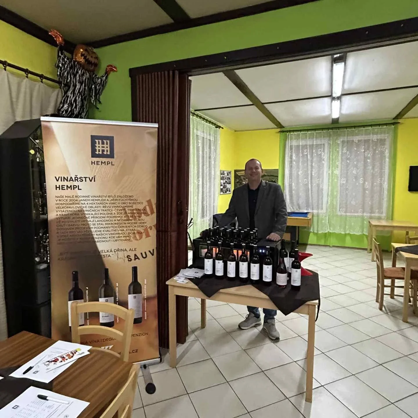 M&aacute;me radost, že jsme mohli představit na&scaron;e v&iacute;na mimo n&aacute;&scaron; degustačn&iacute; sklep v Třebnic&iacute;ch.
Děkujeme pořadatelům za pozv&aacute;n&iacute; a skvělou spolupr&aacute;ci. Atmosf&eacute;ra byla naprosto skvěl&a