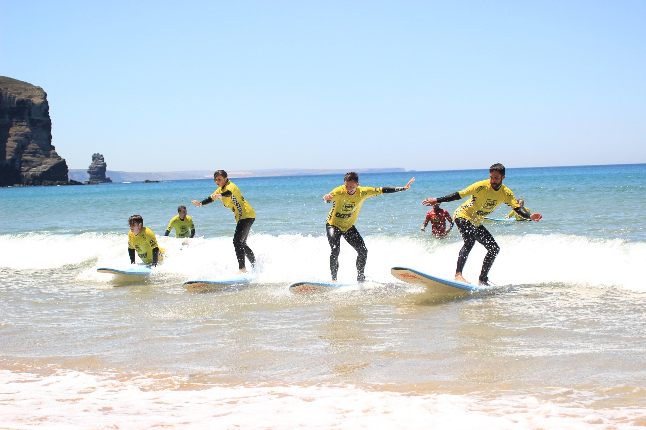 surfing-lessons-for-kids-and-adults-praia-da-arrifana-arrifana-surf-school-cover.jpeg