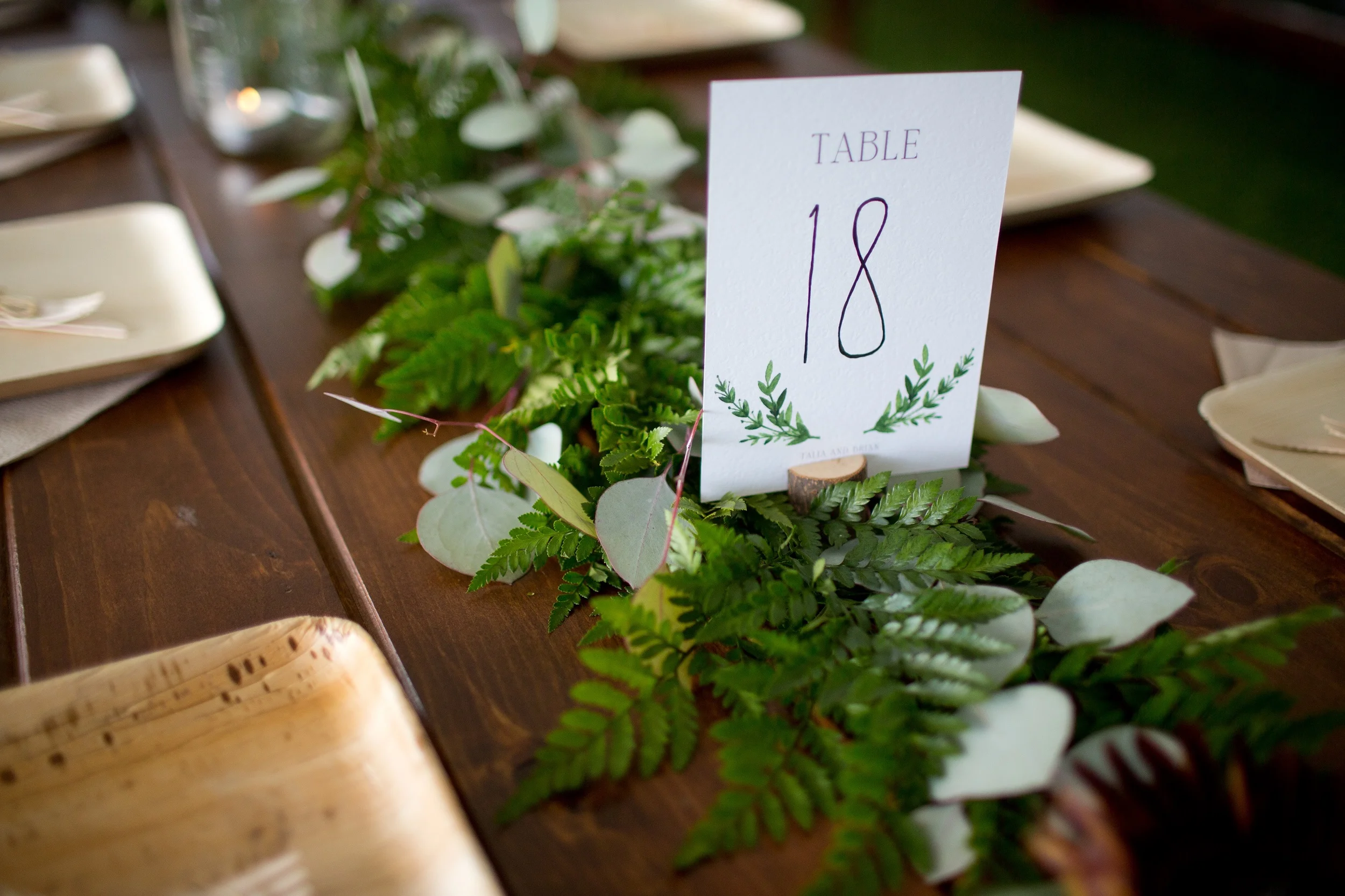 table-garland.jpg
