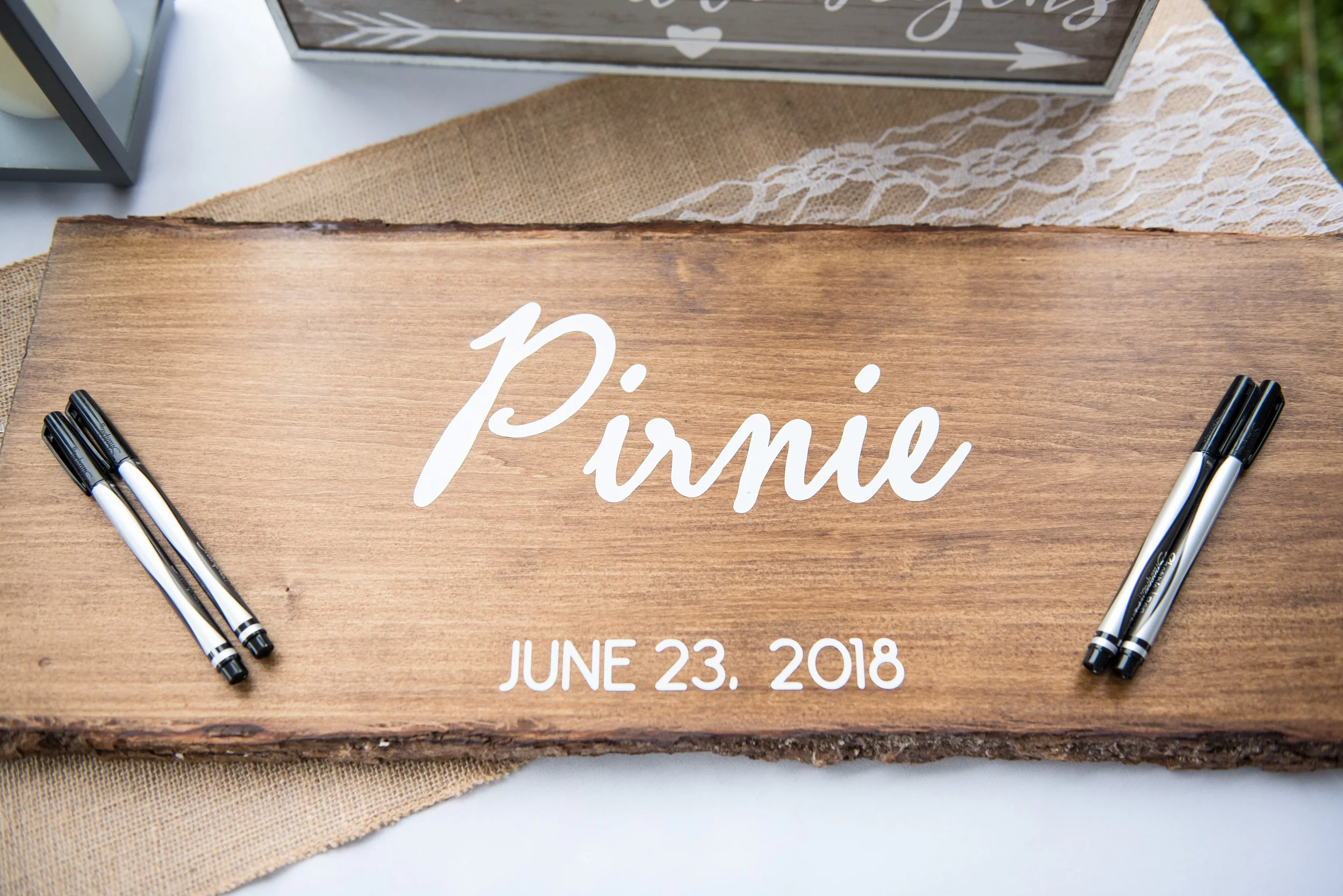 guest-book-sign-board-rustic-wedding.jpg