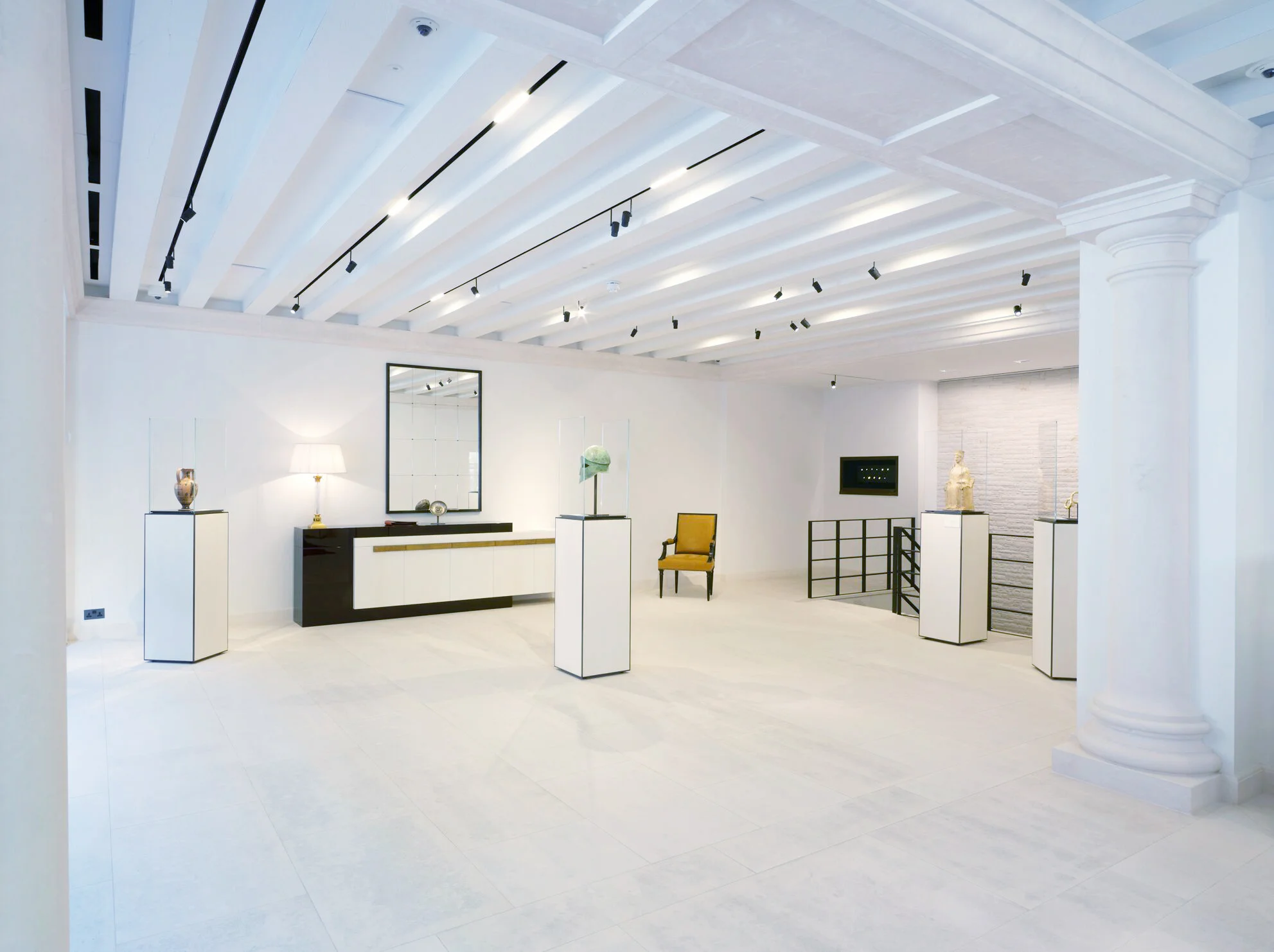 Kallos Gallery London - Move-it 25.JPG