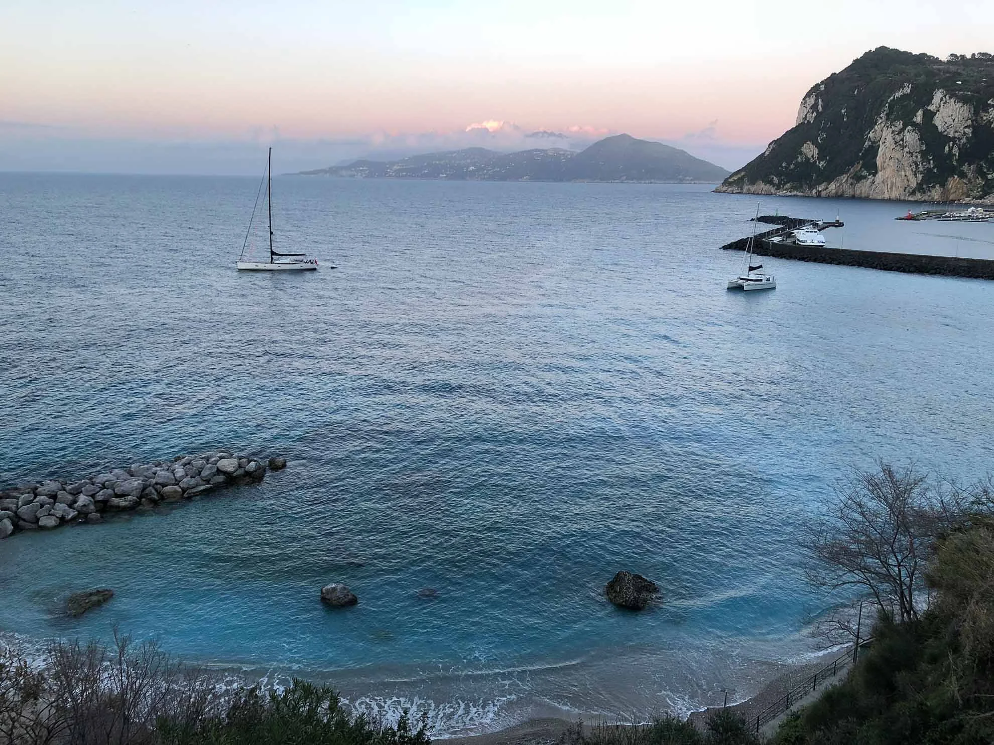 Wenn bei Capri die Sonne im Meer versinkt…