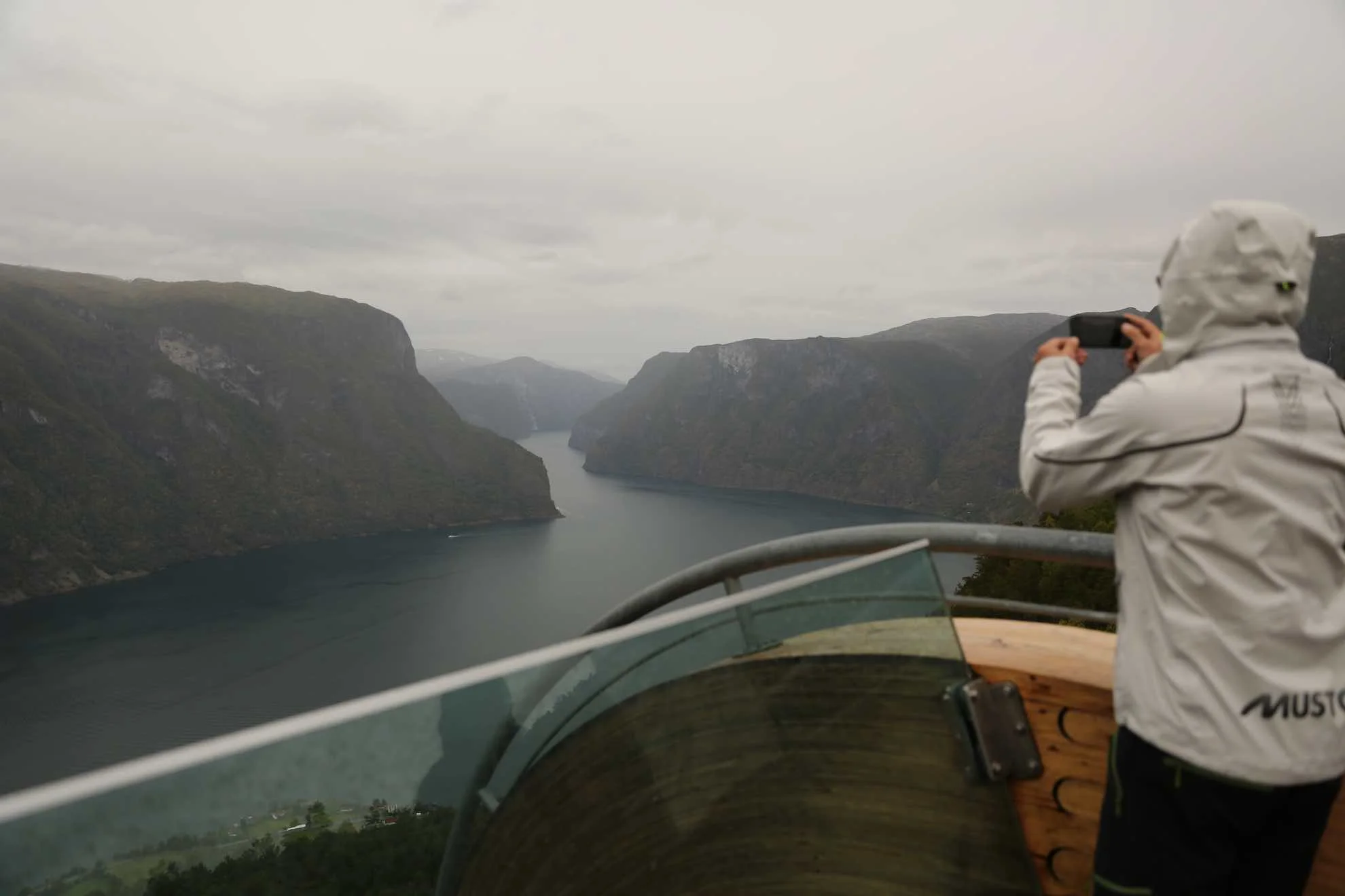 Grau, und dennoch schön