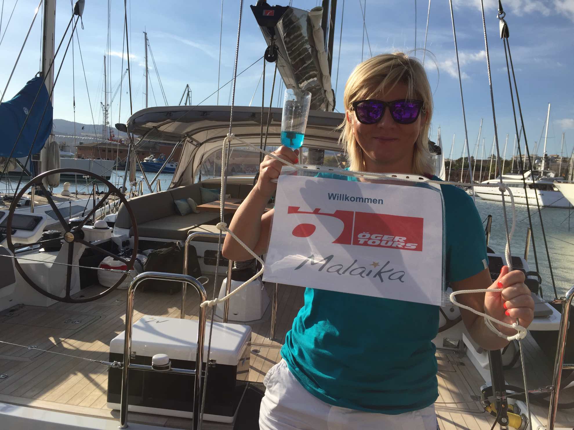 Freunde kommen an Bord – mit Sinn für Humor